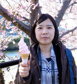 櫻花雙淇淋（300圓日幣）