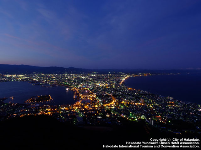 被喻為日本三大夜景、世界三大夜景的函館山百萬夜景